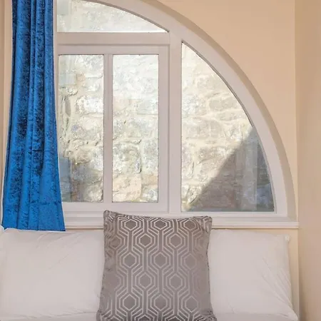 Latin Quarter Luxury Apartment
